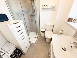 Photo 9- click for photo gallery